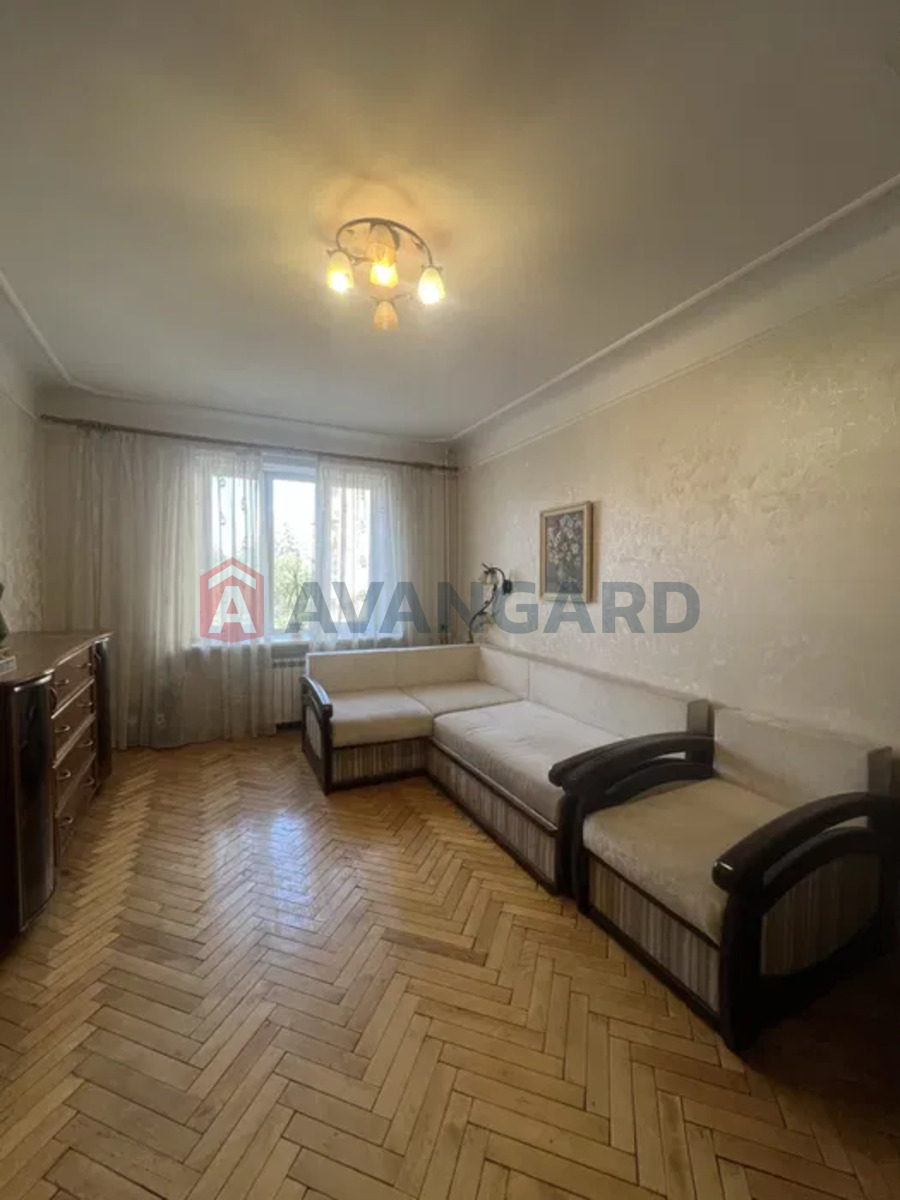 2 . , 56/-/7 . ., 2/4   6