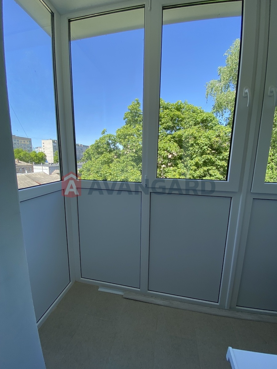 2 ����. ��������, 42/28/6 ��. �., 4/5 ���� ���� 4