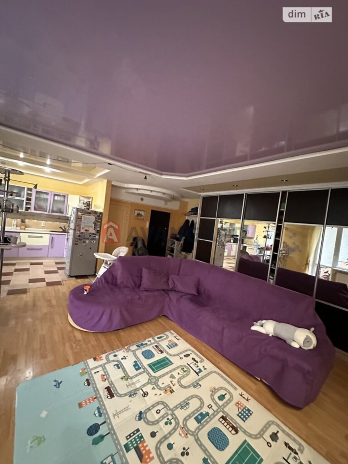 3 ��. ��������, 94/77/17 ��. �., 1/9 ������ ���� 14