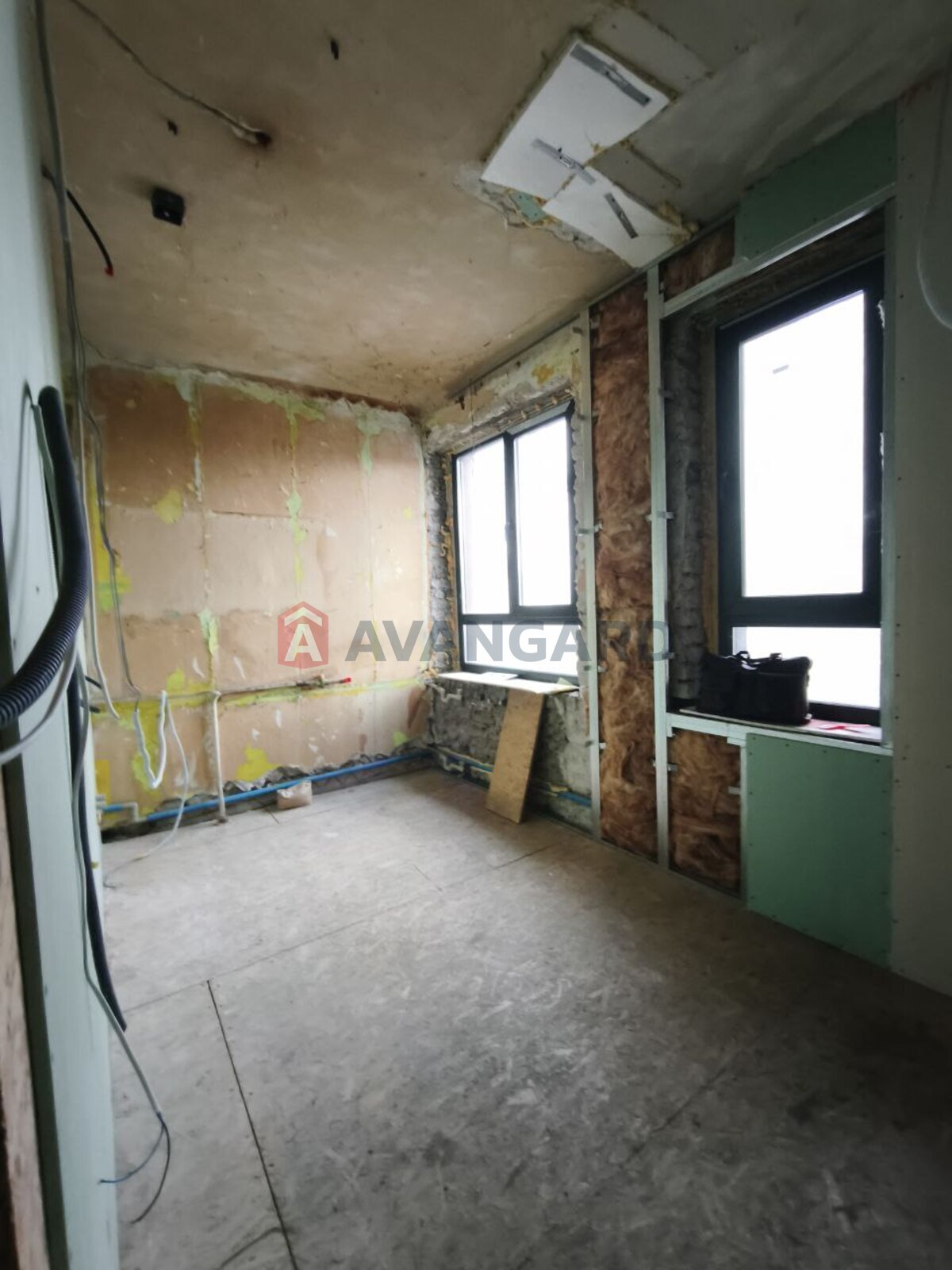 2 ��. ��������, 50/33/8 ��. �., 4/4 ������ ���� 13