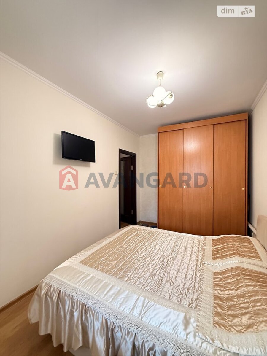 2 ��. ��������, 72/31/18 ��. �., 5/9 ������ ���� 14