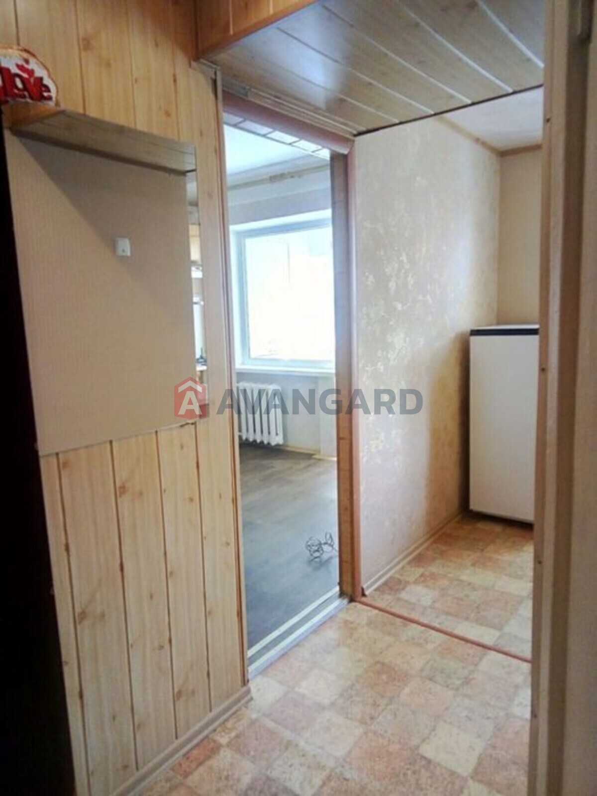 1 ����. ��������, 30/-/5 ��. �., 4/5 ���� ���� 8