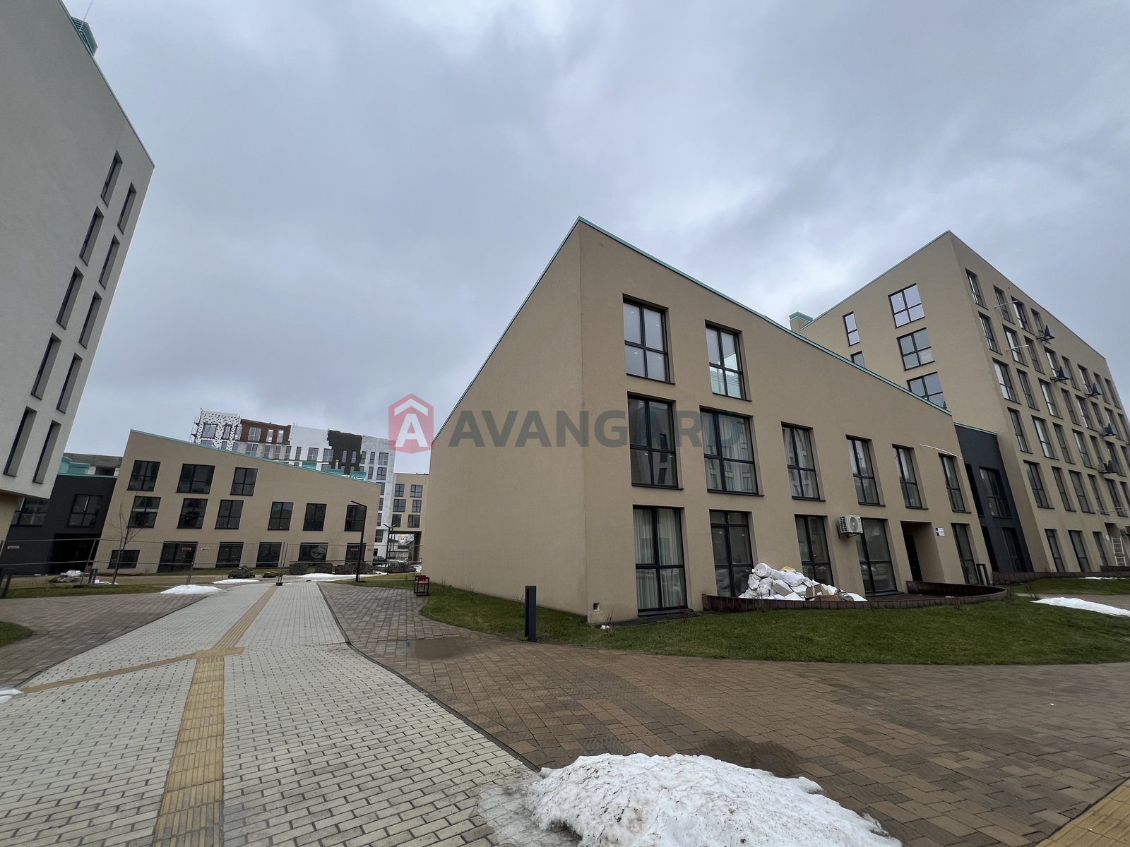 1 ��. ��������, 40/16/12 ��. �., 3/6 ������ ���� 11