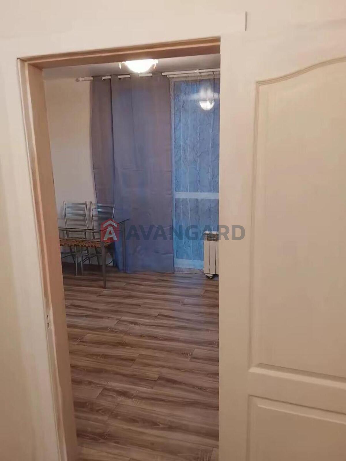 1 ��. ��������, 21/-/13 ��. �., 1/11 ������ ���� 9