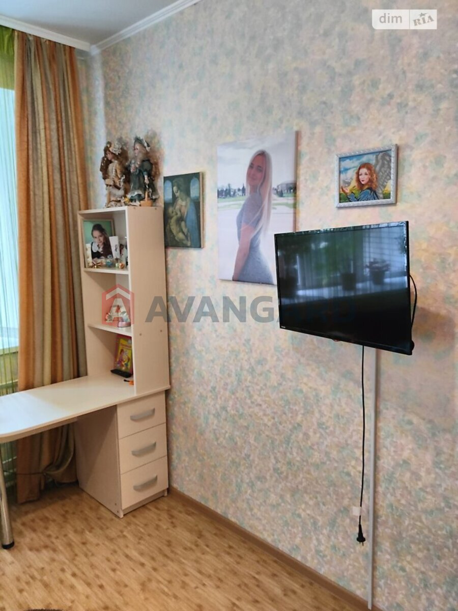 3 кім. квартира, 63/-/10 кв. м., 1/2 поверх фото 7 3 кім. квартира, 63/-/10 кв. м., 1/2 поверх фото 7