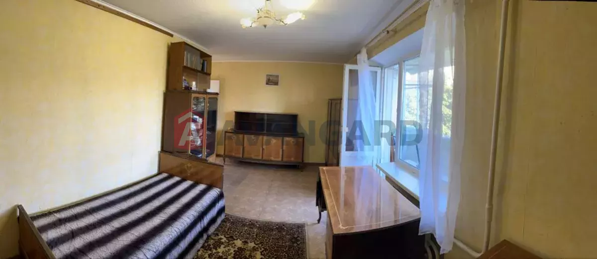 2 ��. ��������, 50/-/7 ��. �., 6/9 ������ ���� 4