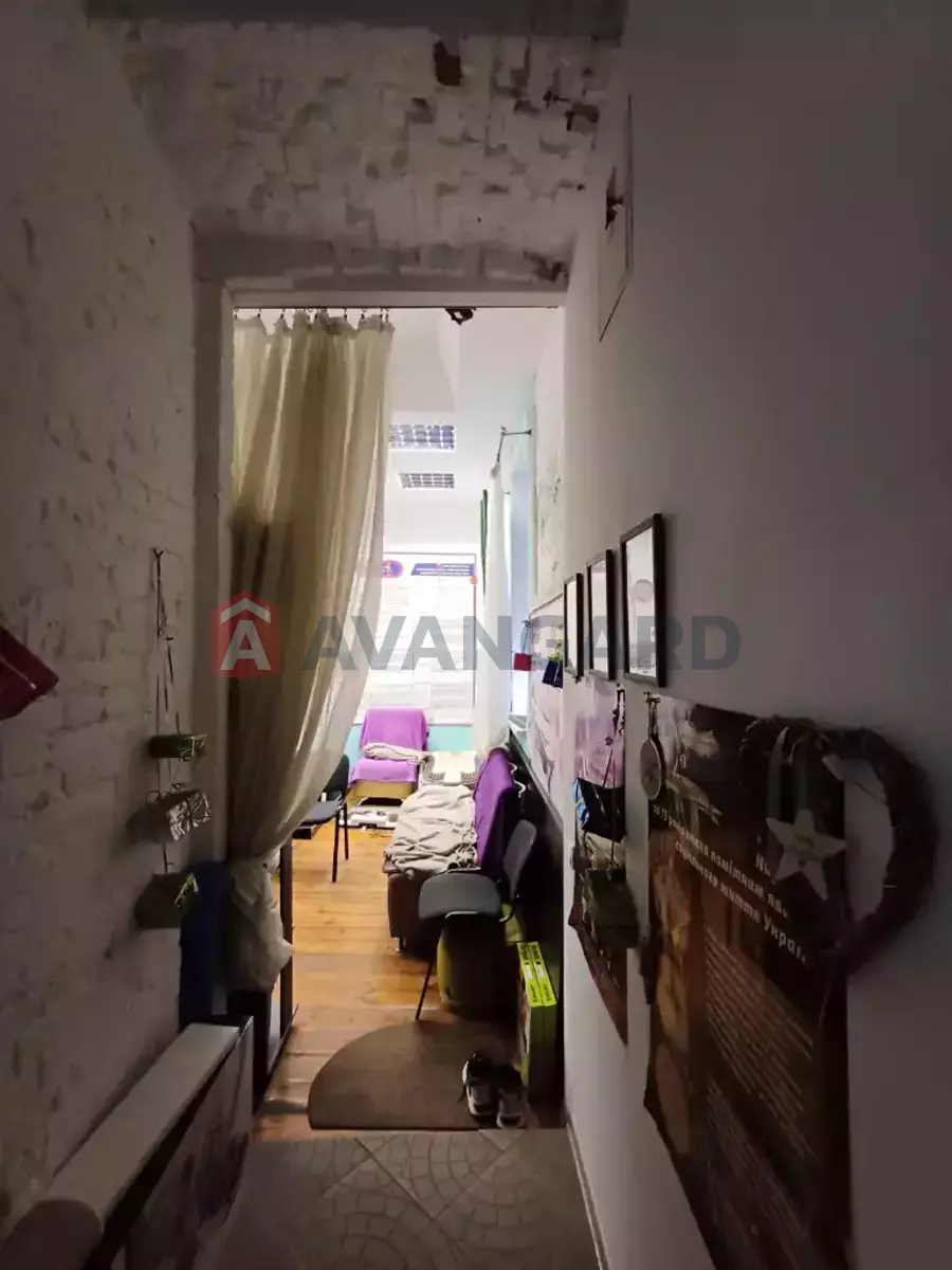 2 ��. ��������, 33/27/5 ��. �., 1/3 ������ ���� 9