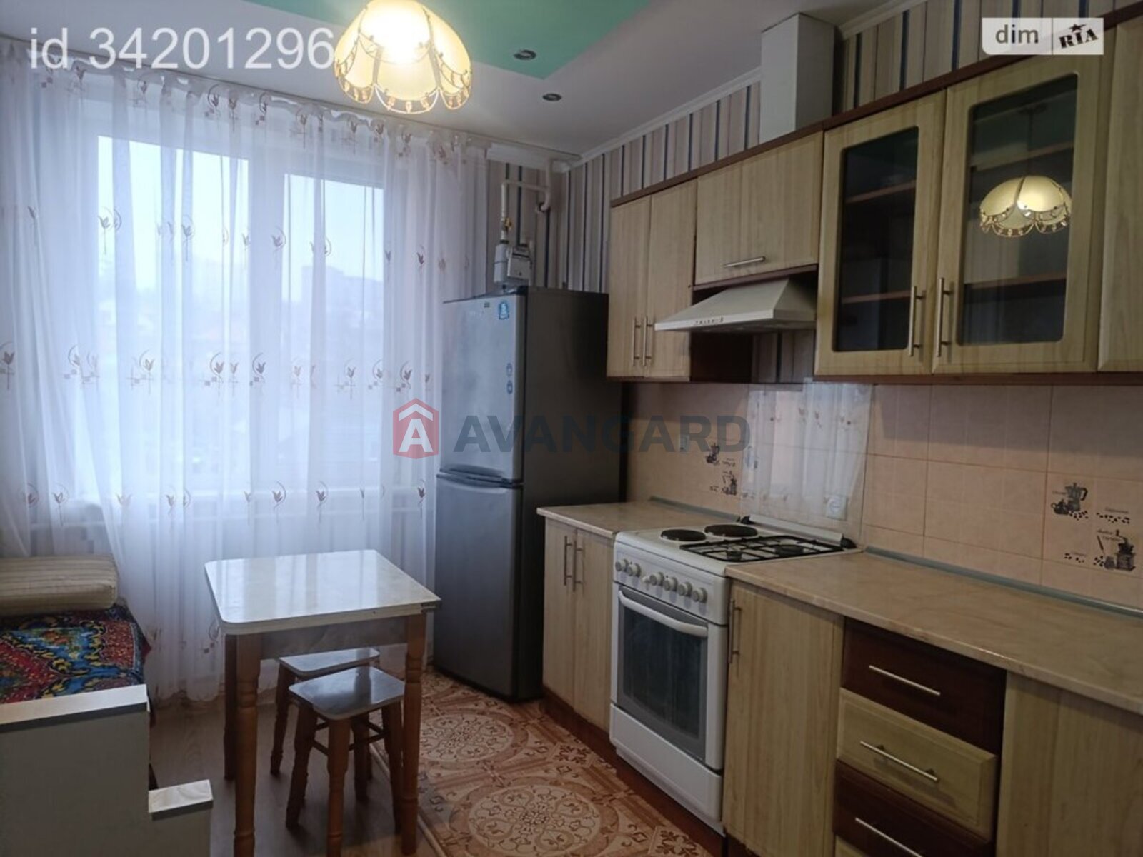 1 ��. ��������, 39/-/- ��. �., 3/4 ������ ���� 4