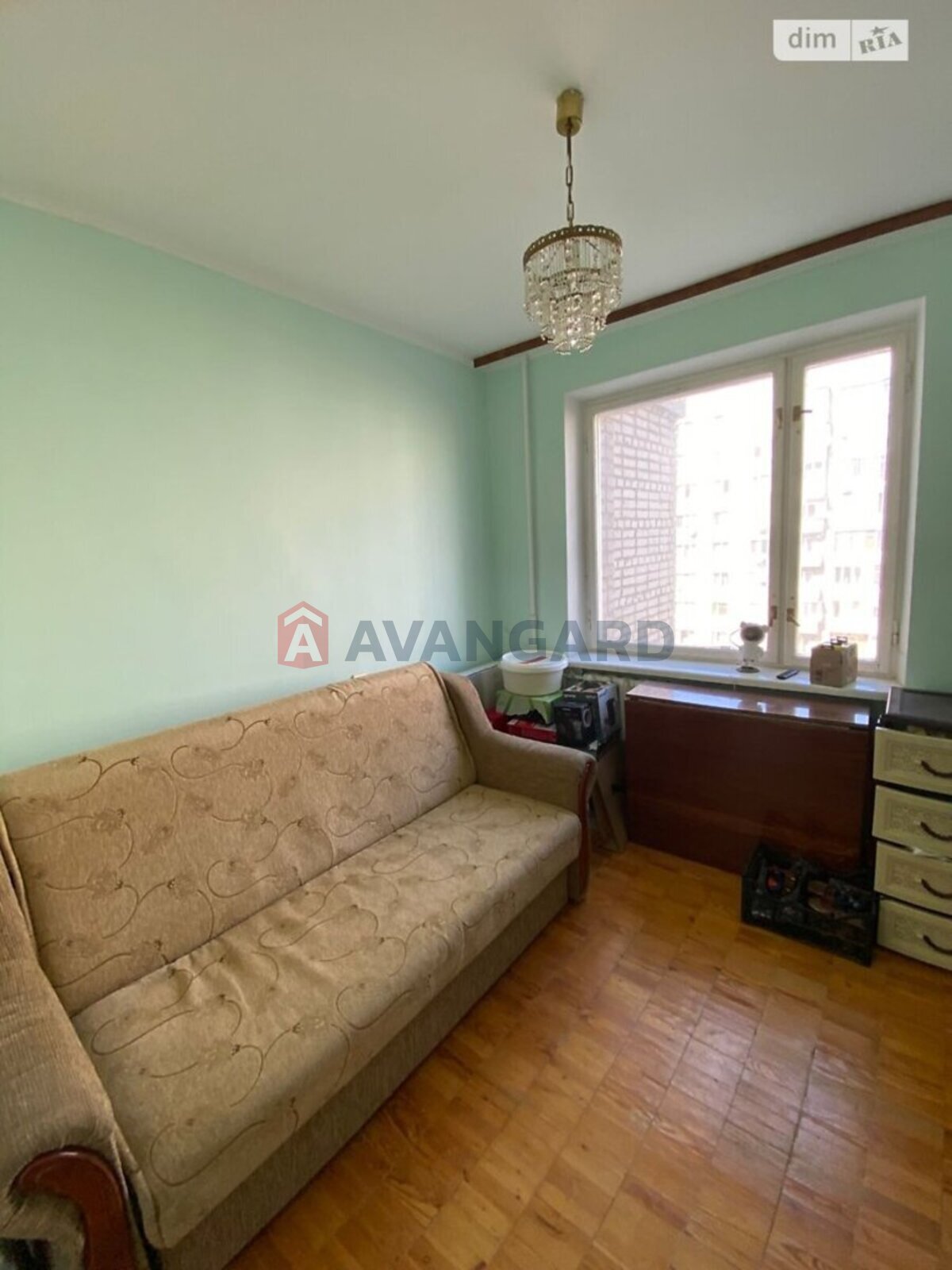 3 ��. ��������, 61/36/9 ��. �., 5/9 ������ ���� 14