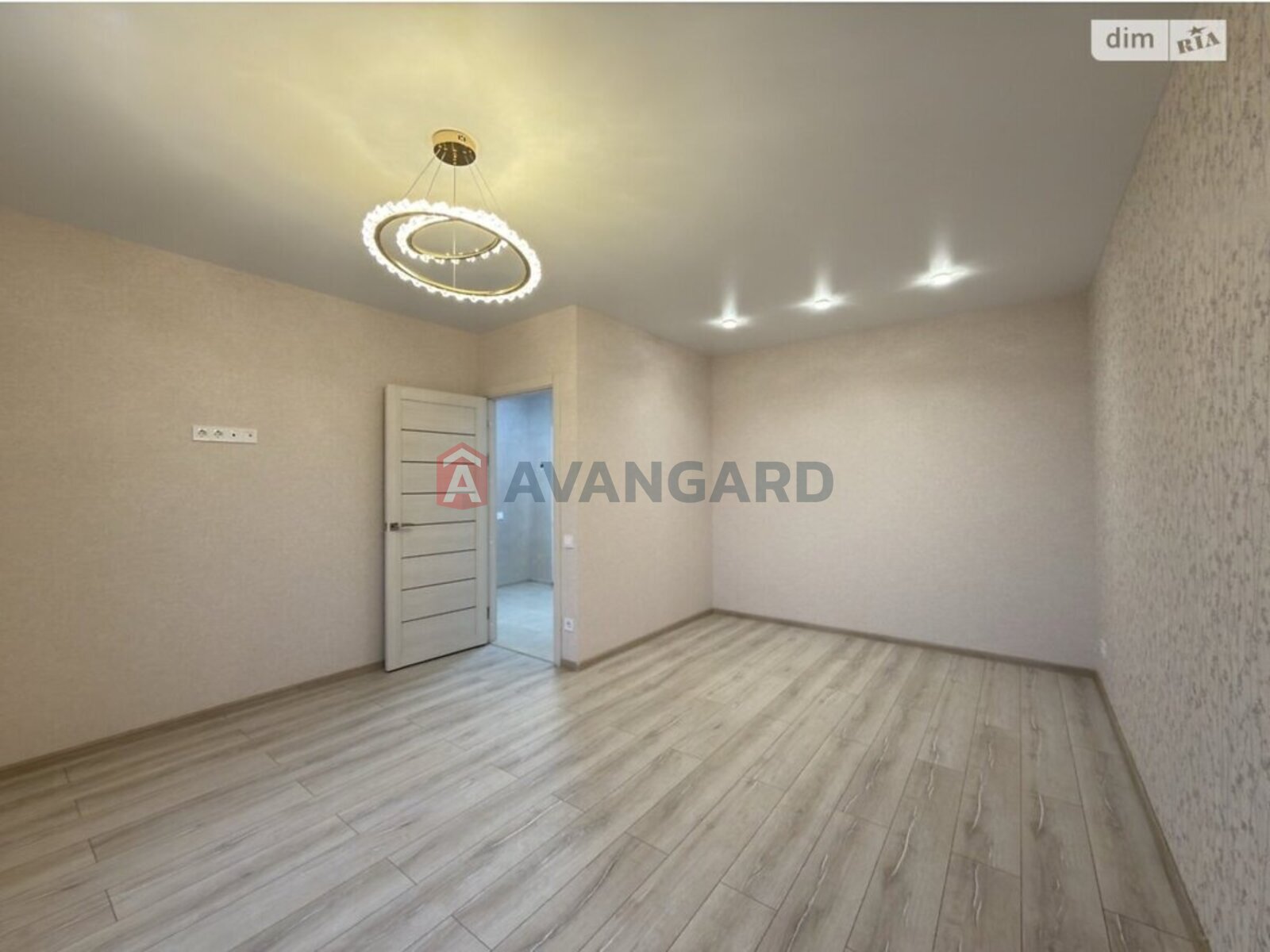 1 ����. ��������, 42/-/19 ��. �., 9/10 ���� ���� 3