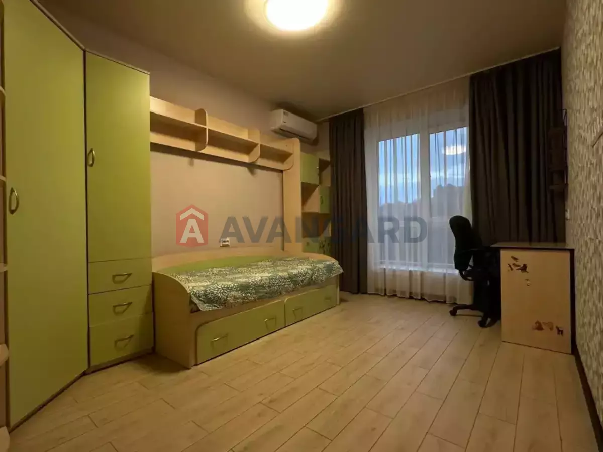 3 ��. ��������, 60/-/- ��. �., 12/12 ������ ���� 22