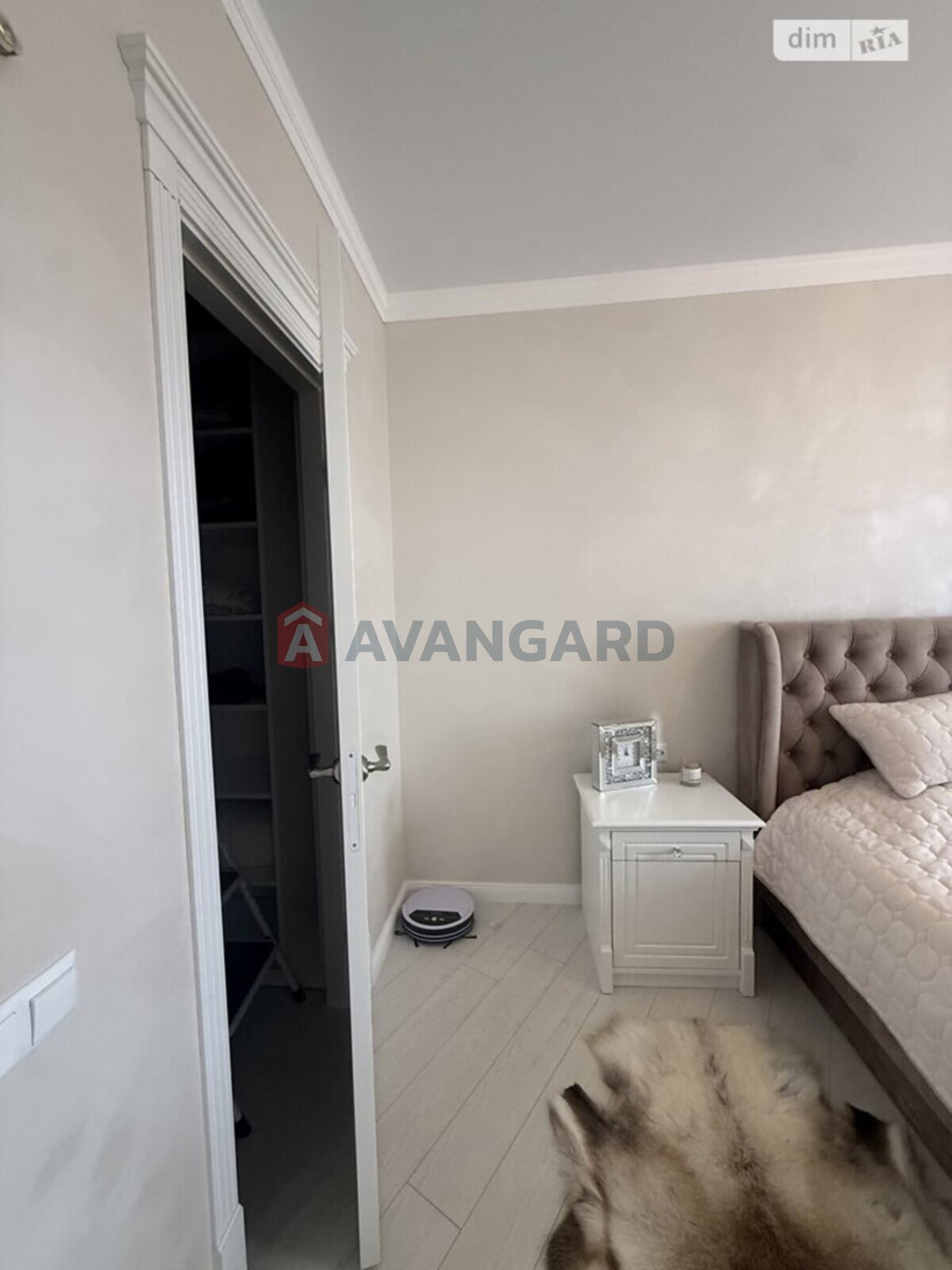 2 ��. ��������, 70/31/17 ��. �., 9/9 ������ ���� 12