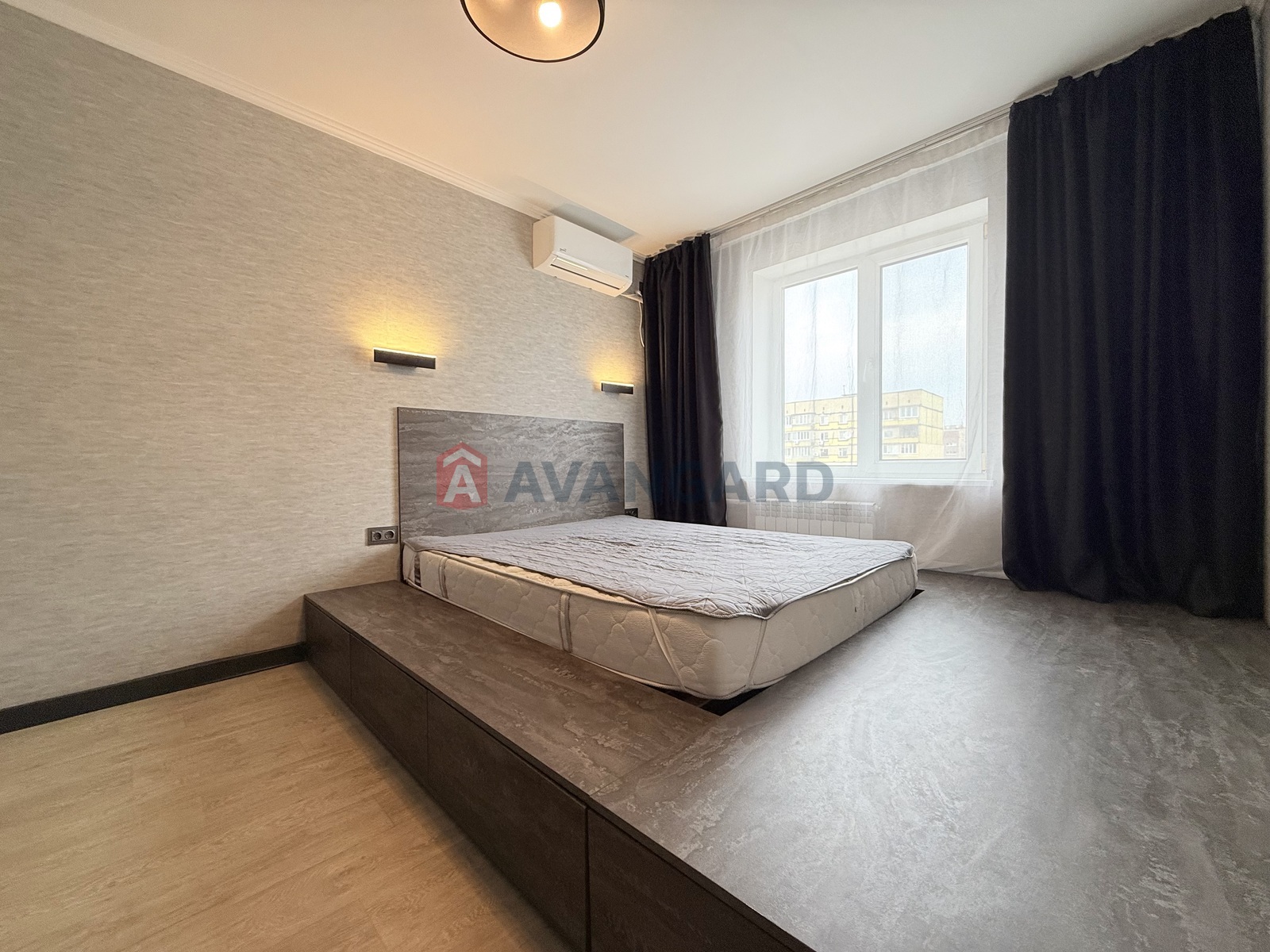 3 ����. ��������, 69,8/-/9,5 ��. �., 6/9 ���� ���� 8