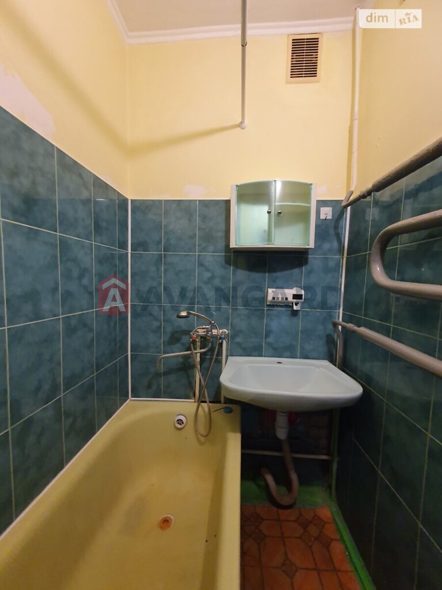 3 ��. ��������, 55/40/5 ��. �., 3/5 ������ ���� 22