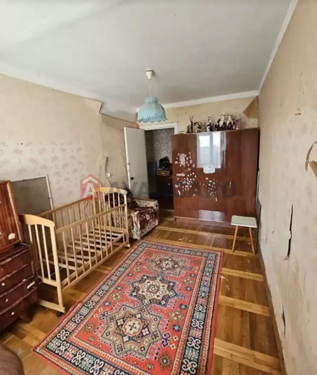 2 ��. ��������, 52/-/- ��. �., 8/16 ������ ���� 4