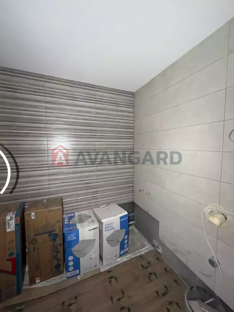 3 ��. ��������, 77/55/18 ��. �., 10/15 ������ ���� 10