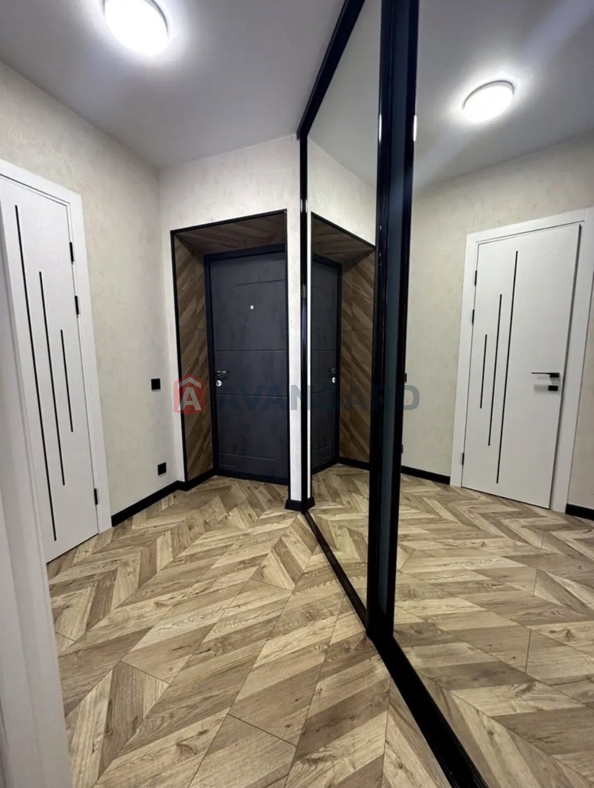 1 ����. ��������, 35/13/16 ��. �., 4/4 ���� ���� 18