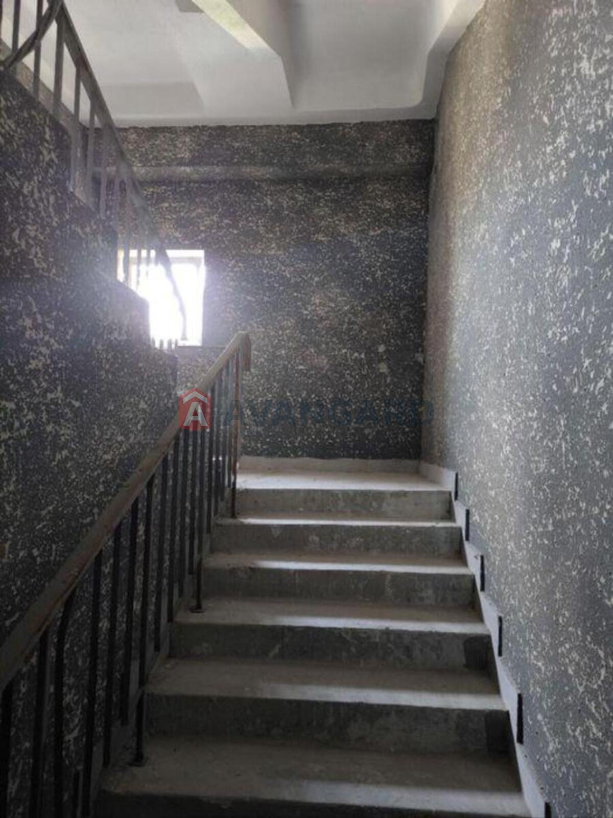 1 ��. ��������, 38/-/13 ��. �., 17/27 ������ ���� 5