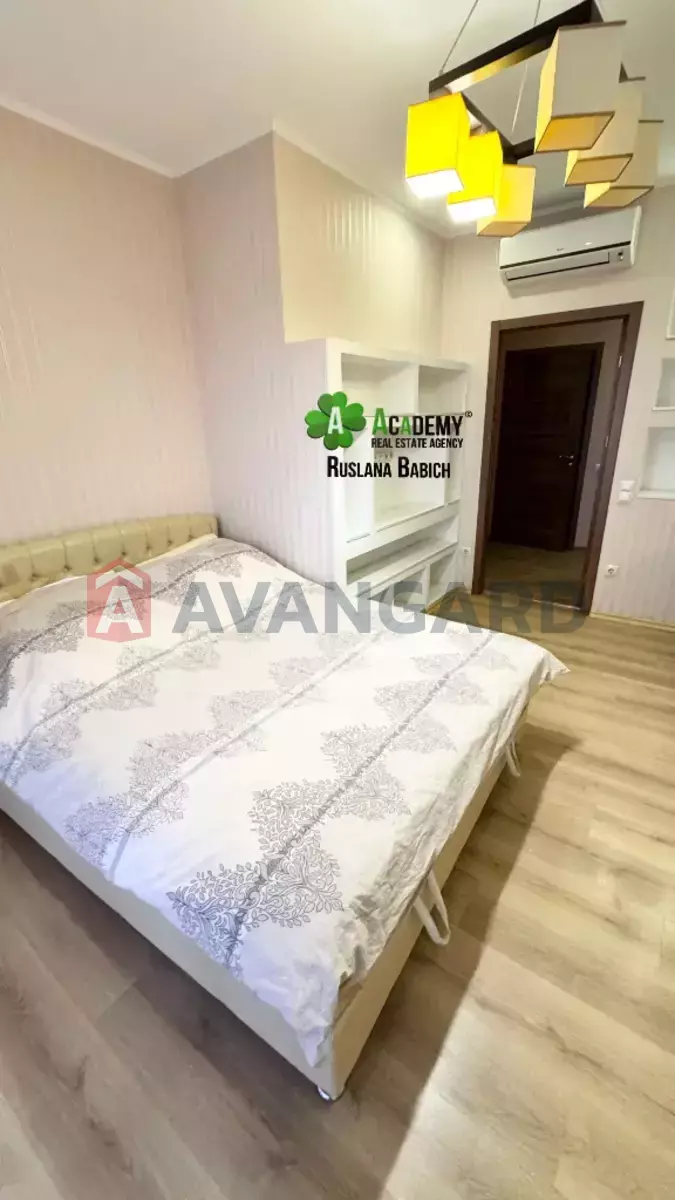 3 ��. ��������, 70/29/20 ��. �., 15/21 ������ ���� 4