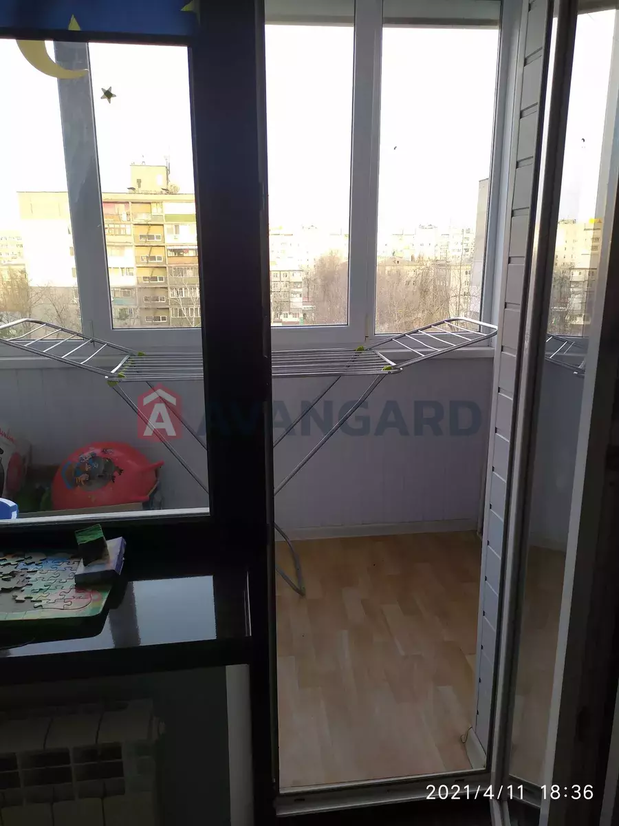 3 ��. ��������, 63/-/8 ��. �., 7/9 ������ ���� 4