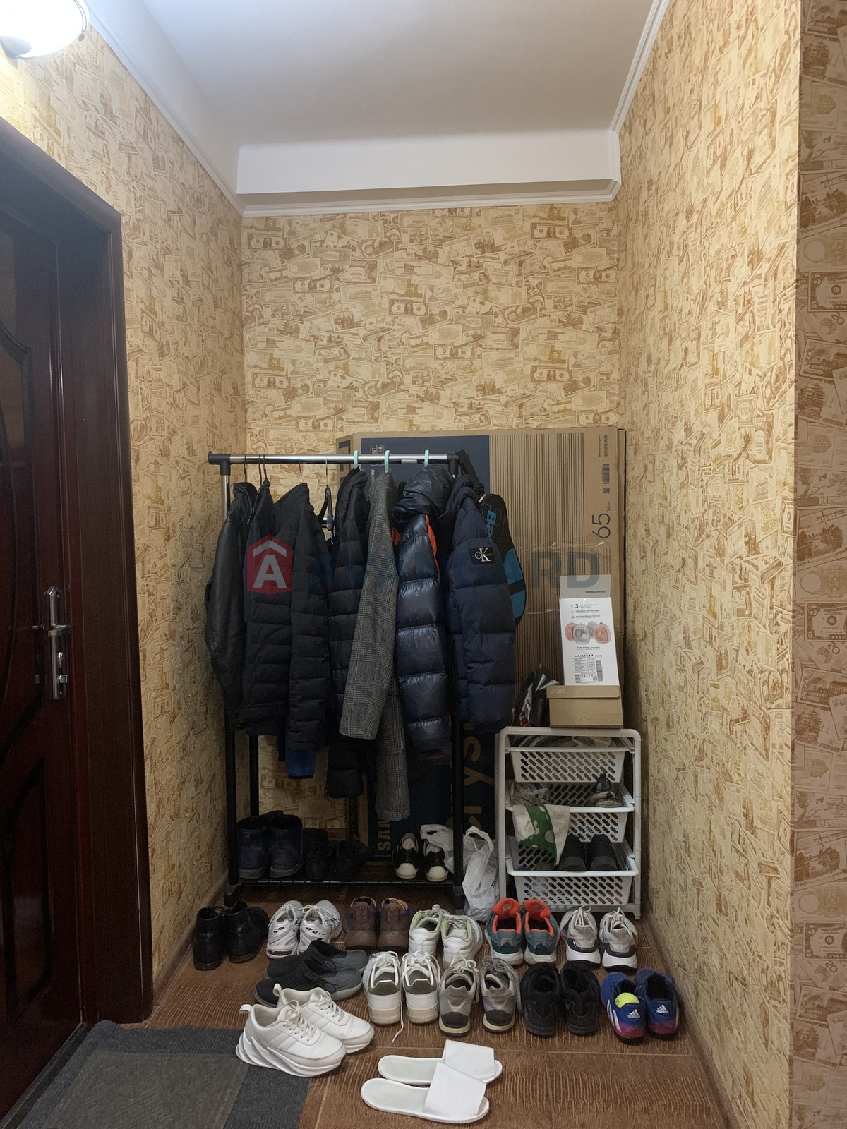 1 ����. ��������, 35/20/7 ��. �., 10/10 ���� ���� 6