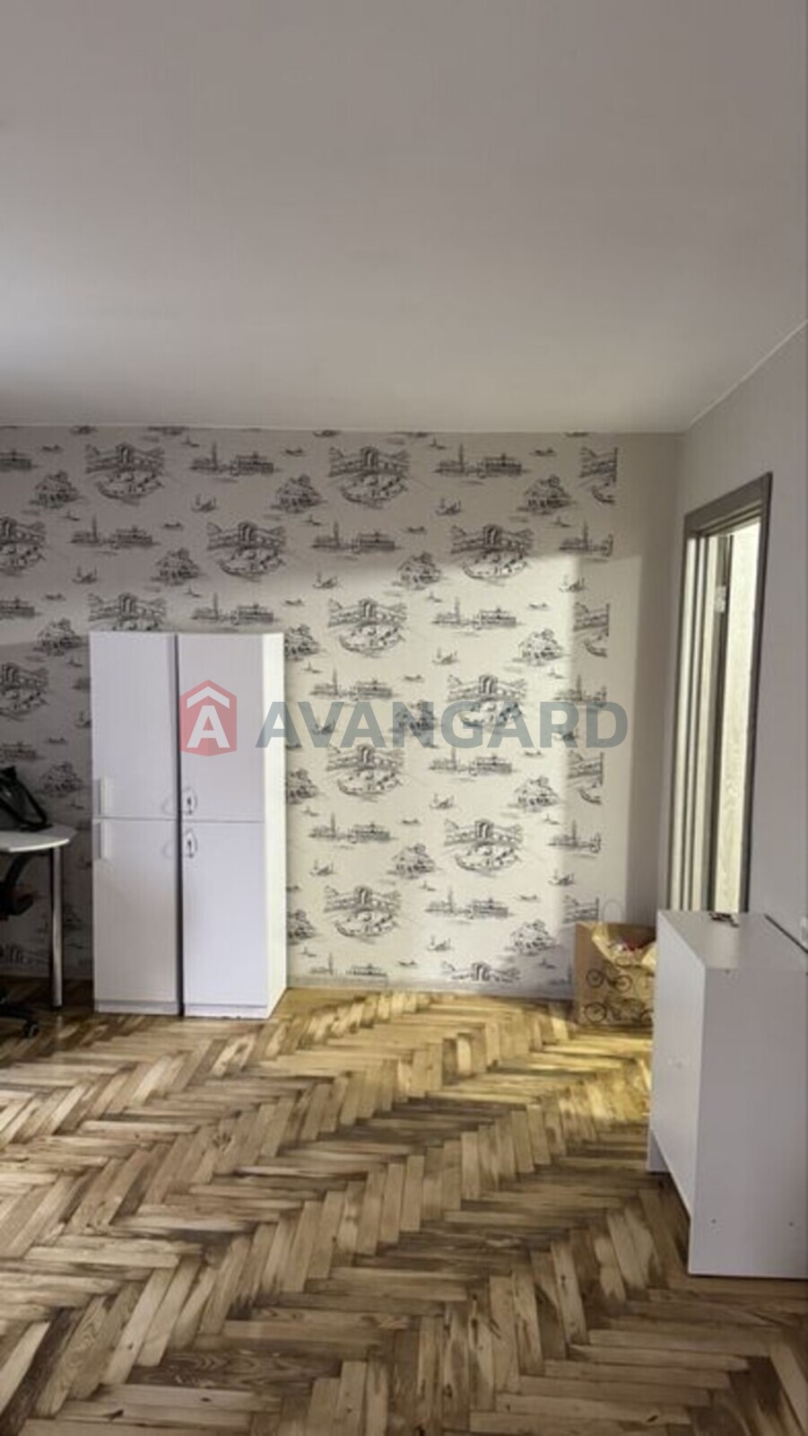 1 ��. ��������, 37/-/7 ��. �., 2/5 ������ ���� 10