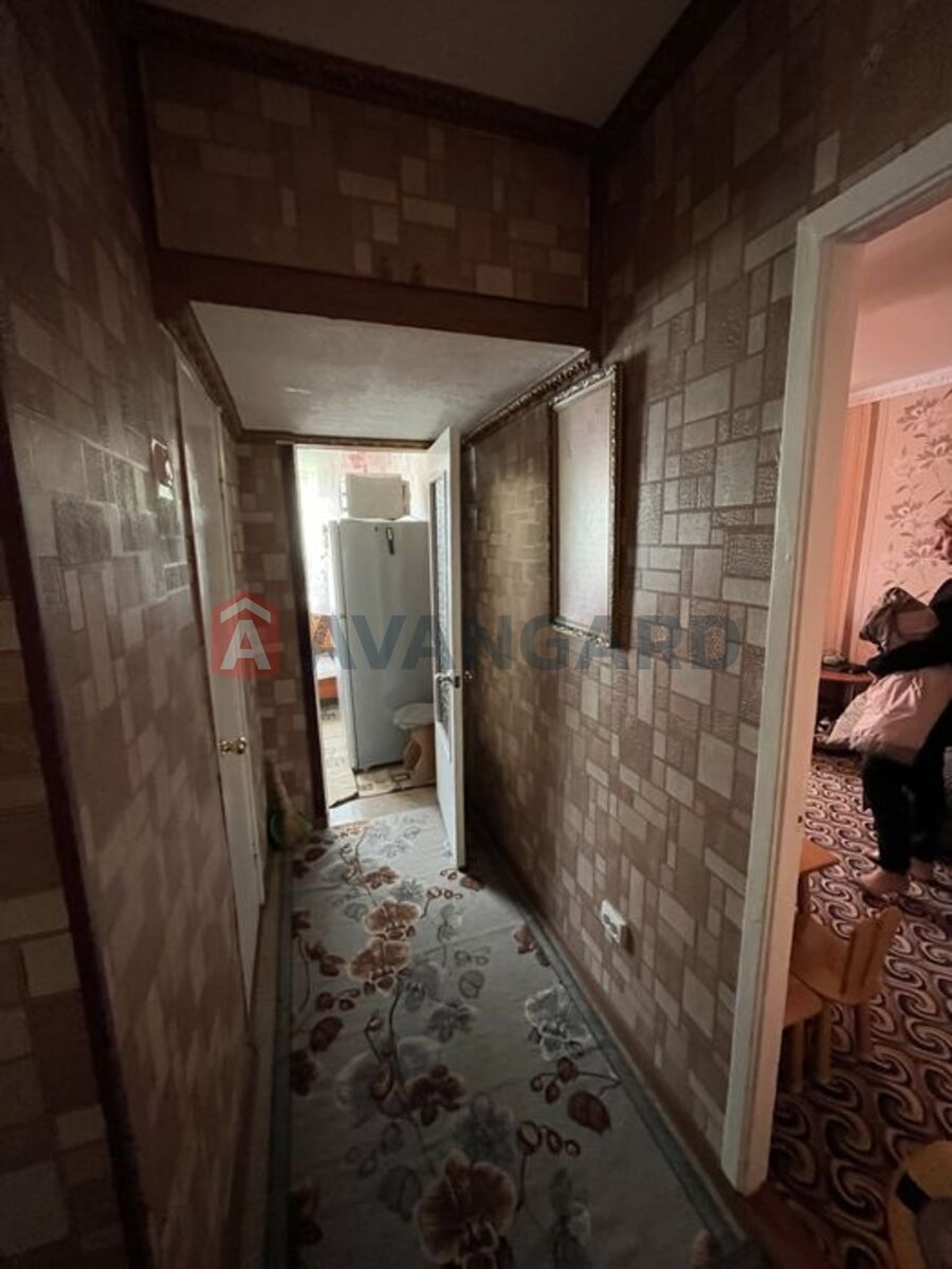 2 ��. ��������, 51/-/6 ��. �., 3/5 ������ ���� 4