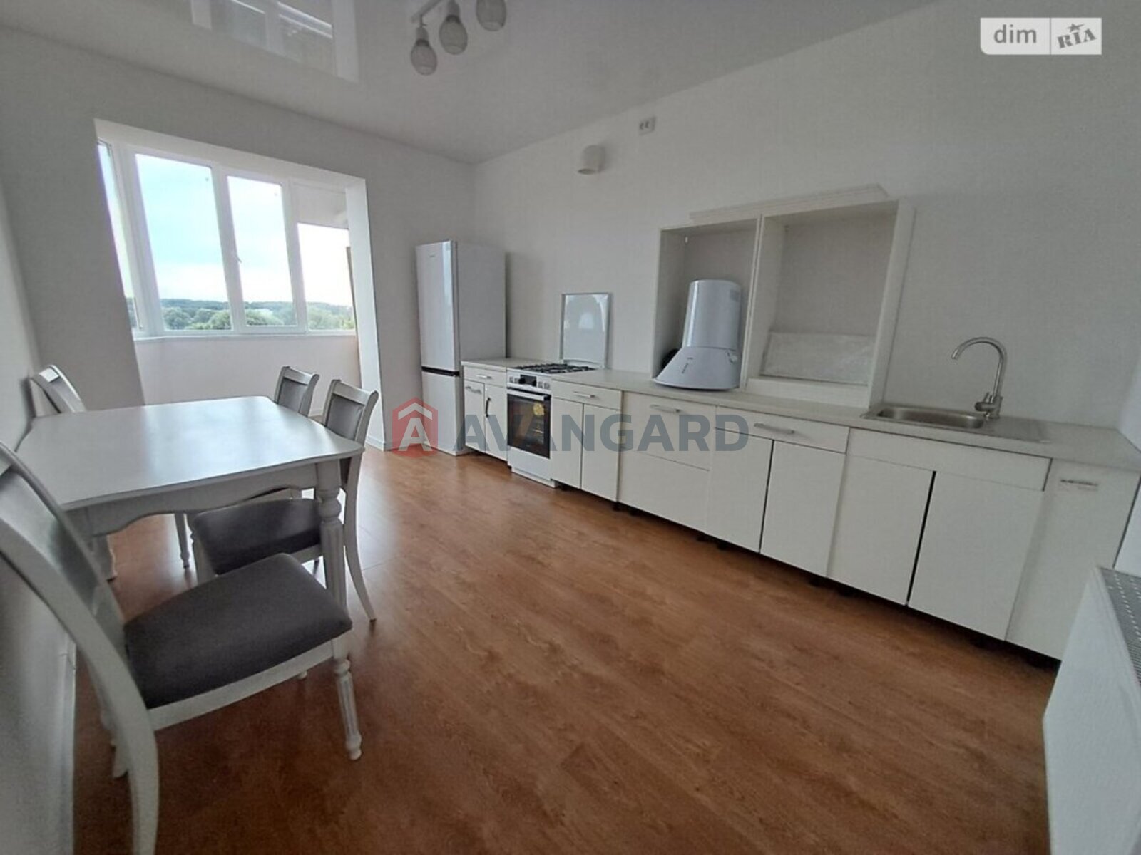 2 ��. ��������, 70/30/18 ��. �., 6/10 ������ ���� 1