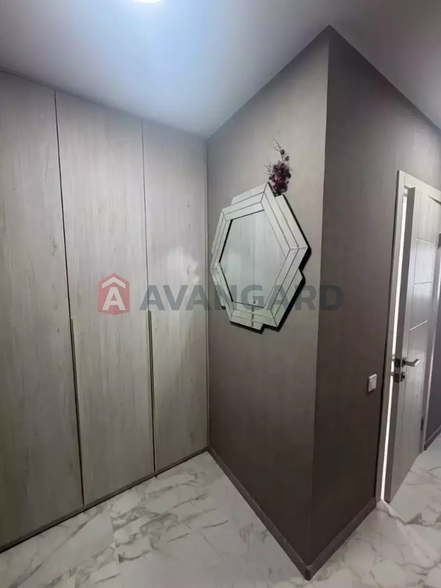 1 ��. ��������, 26/23/4 ��. �., 3/9 ������ ���� 13