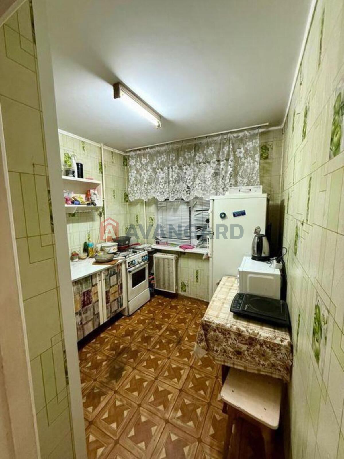 1 ��. ��������, 31/-/5 ��. �., 2/5 ������ ���� 8