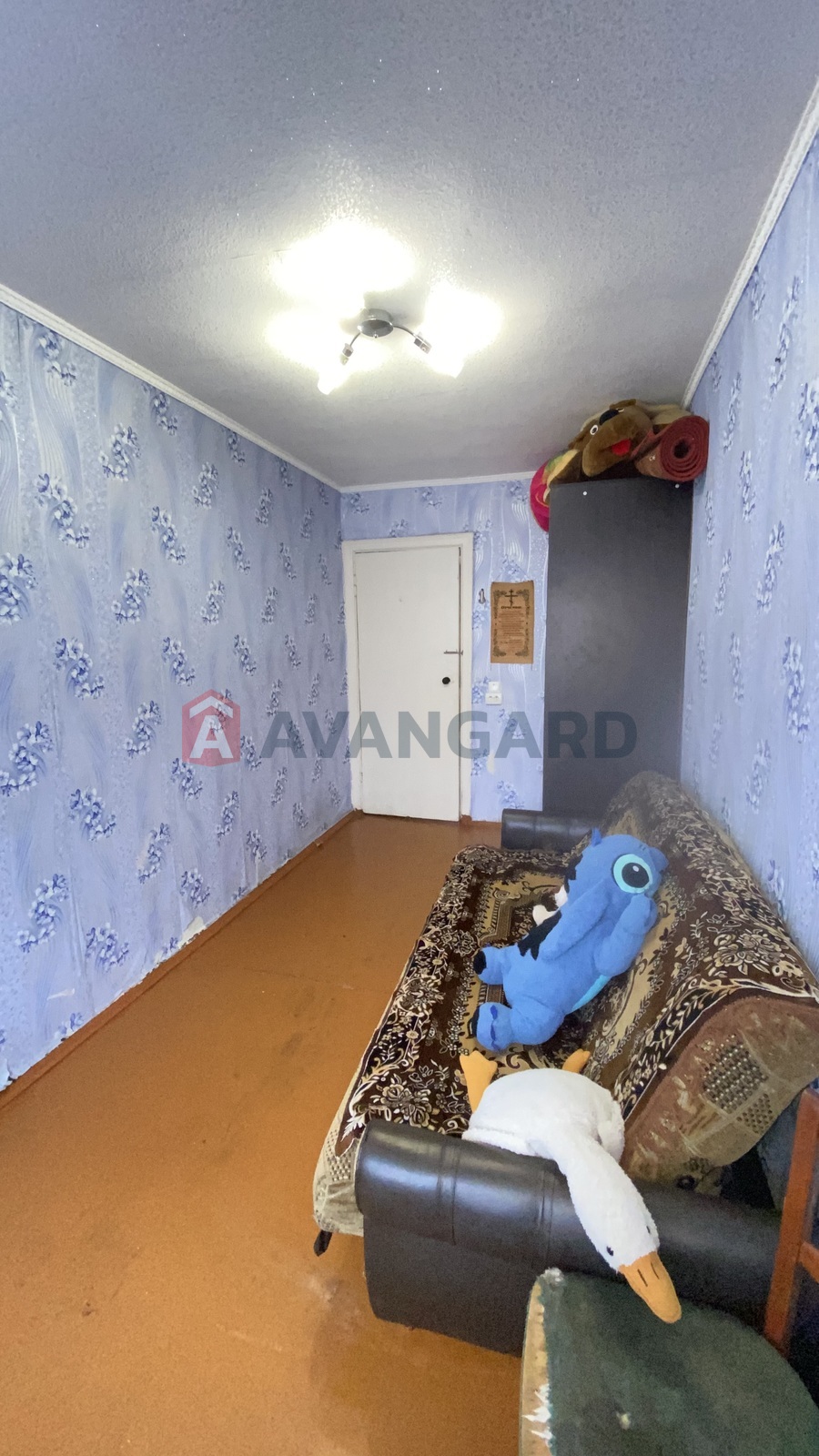 2 ��. ��������, 42/-/5 ��. �., 2/5 ������ ���� 10