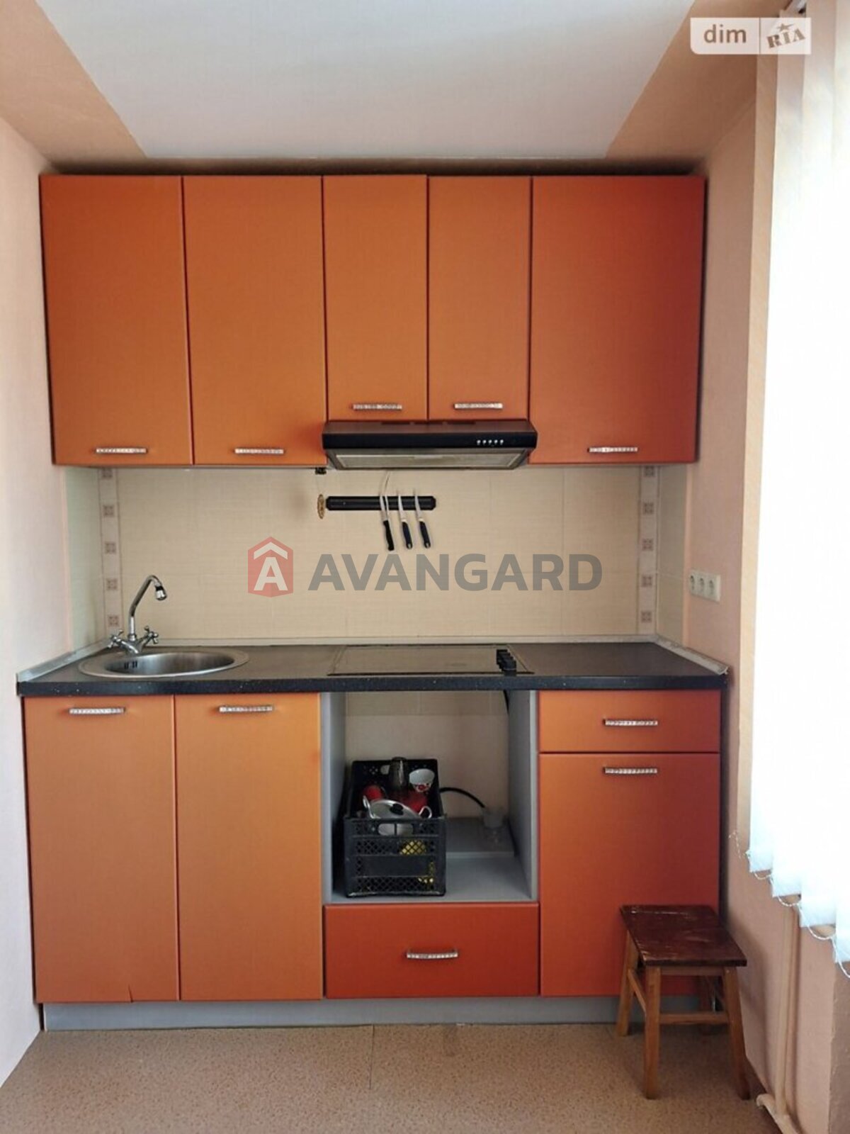 1 ����. ��������, 28/14/6 ��. �., 5/10 ���� ���� 3