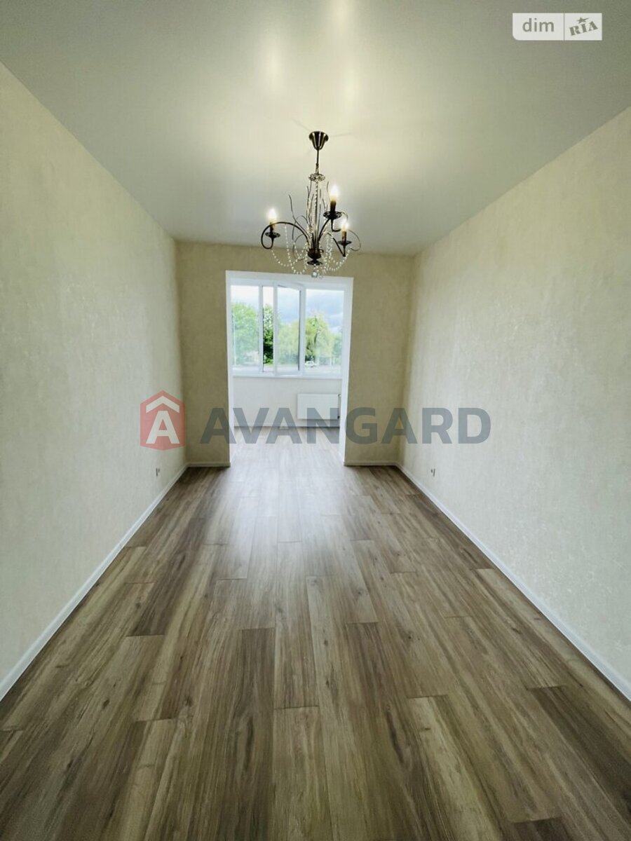 3 ��. ��������, 86/57/12 ��. �., 2/5 ������ ���� 11