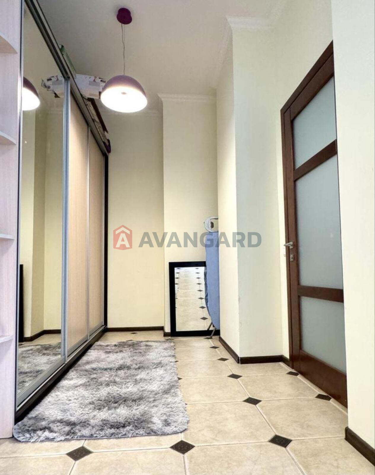 2 ��. ��������, 65/30/15 ��. �., 5/27 ������ ���� 8