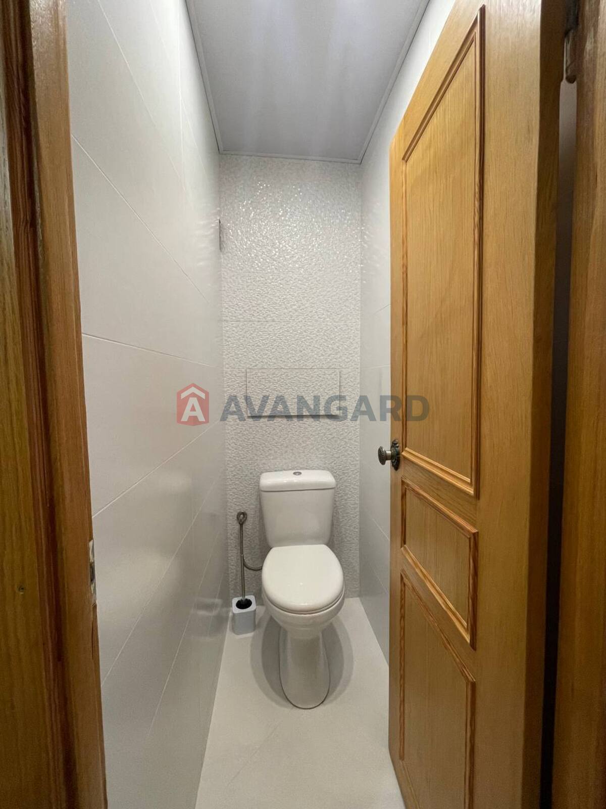 2 ����. ��������, 49/-/8 ��. �., 9/10 ���� ���� 8