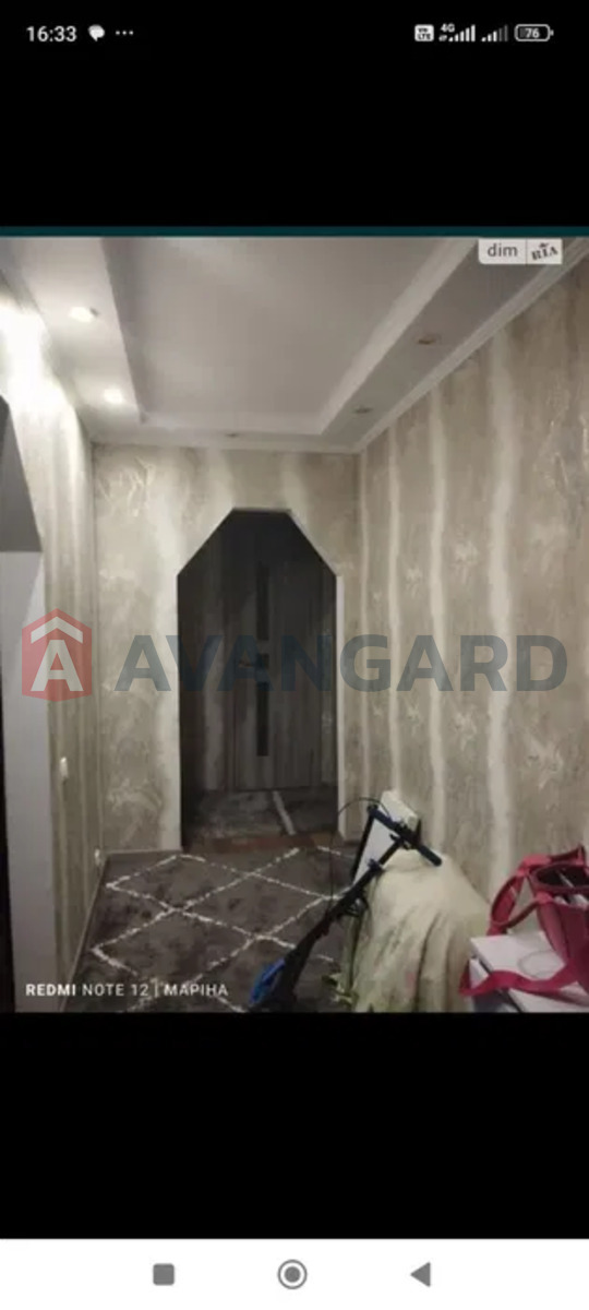 3 ��. ��������, 60/-/11 ��. �., 7/10 ������ ���� 3