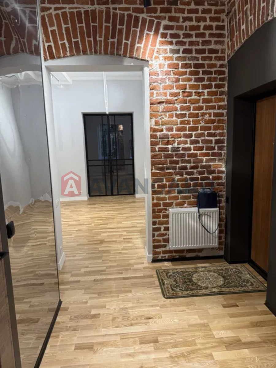 2 ��. ��������, 43/-/7 ��. �., 2/2 ������ ���� 6