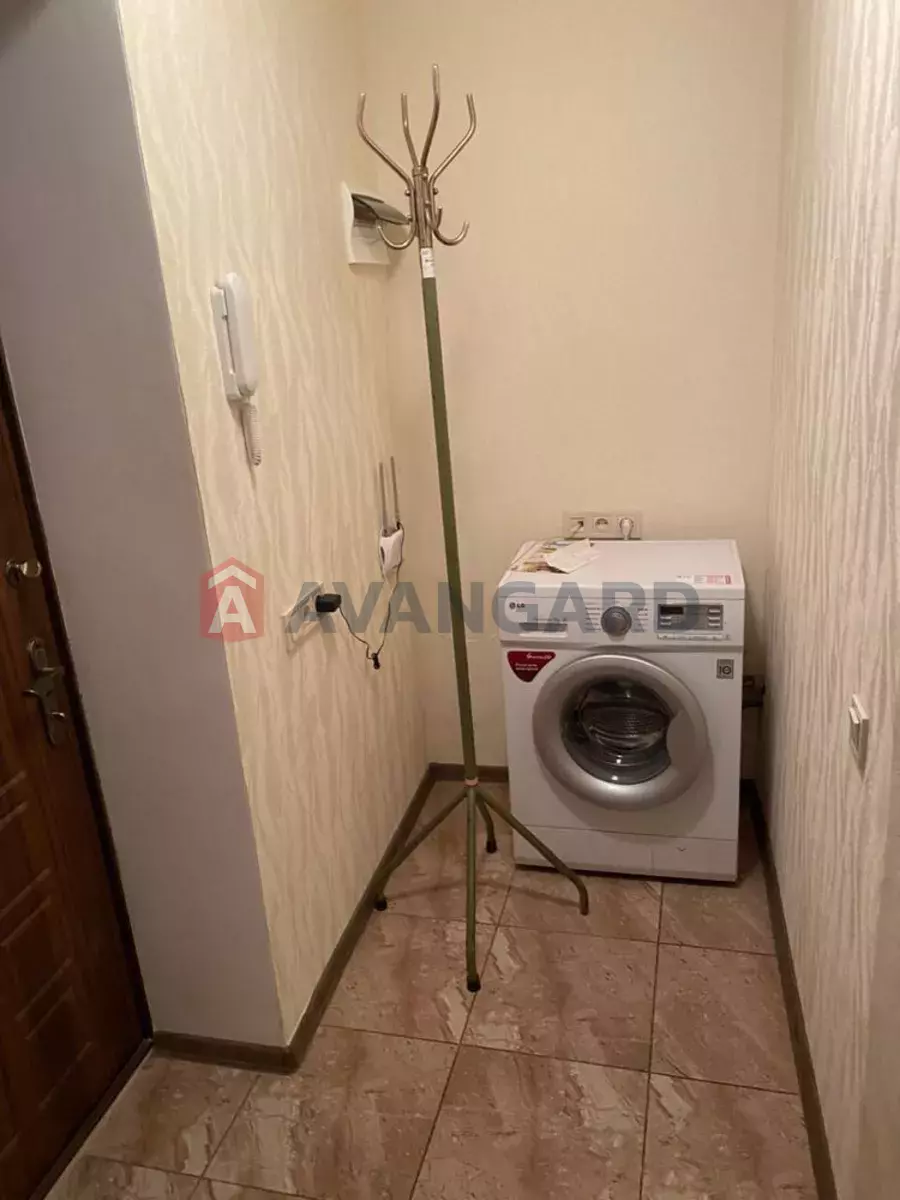 1 . , 30/-/6 . ., 6/9   3