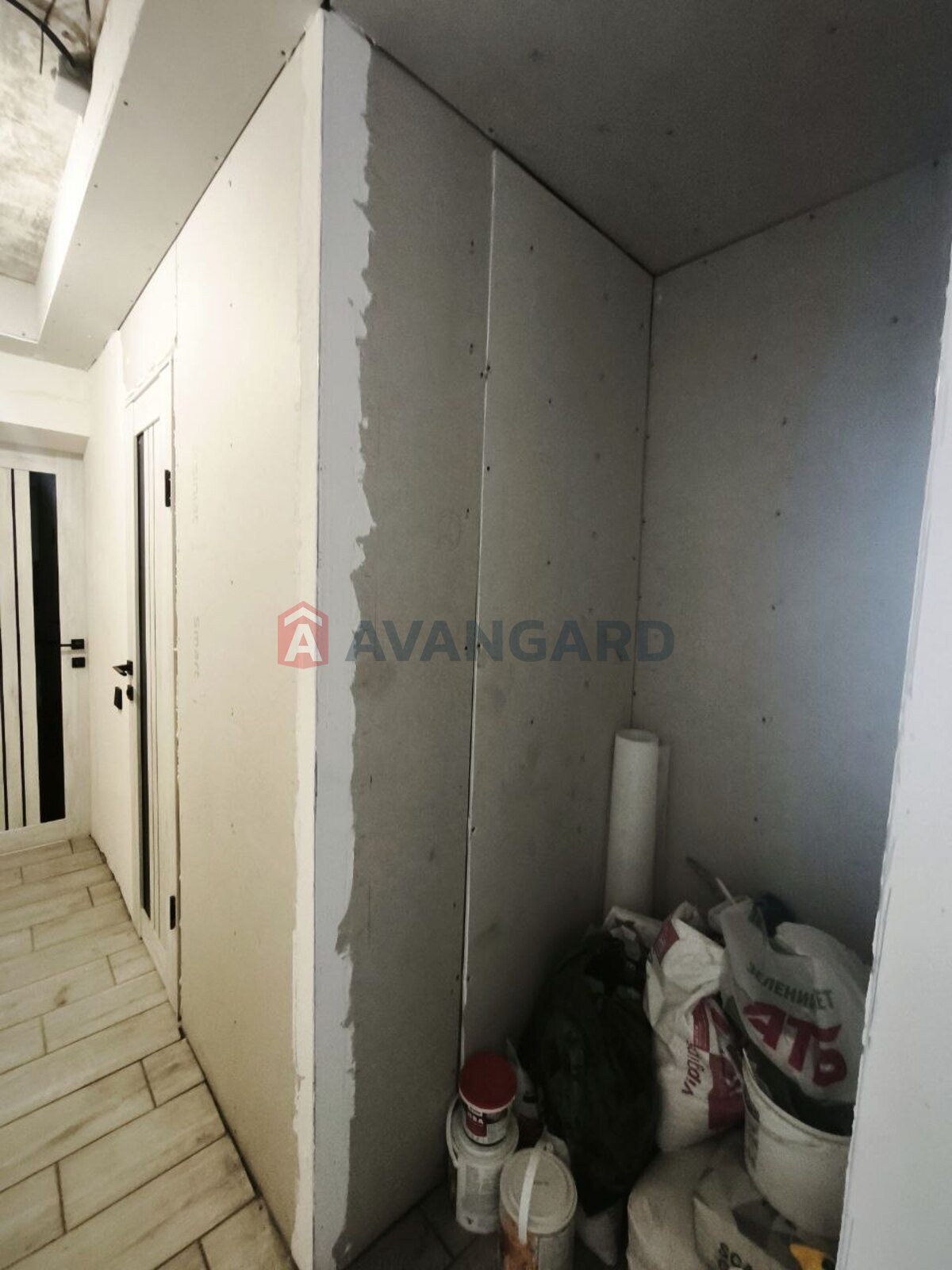 2 ����. ��������, 44,1/29/6,2 ��. �., 4/5 ���� ���� 11