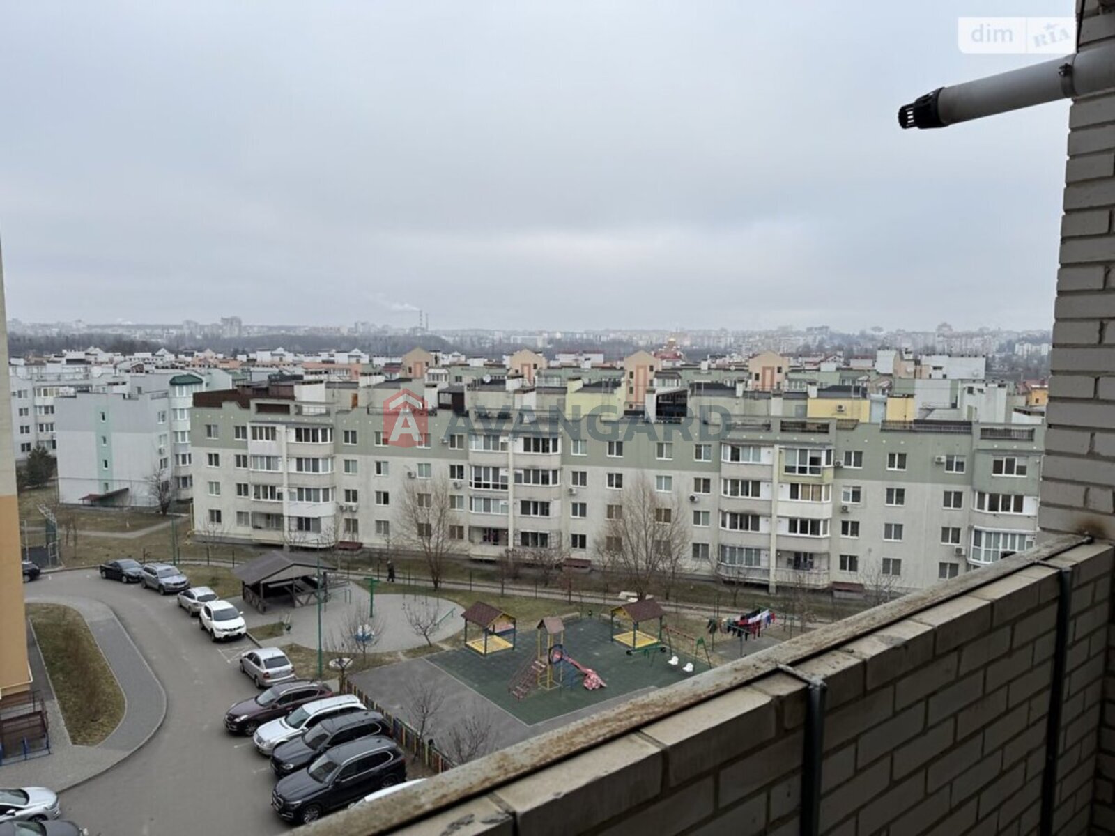 2 ��. ��������, 70/-/20 ��. �., 6/7 ������ ���� 12