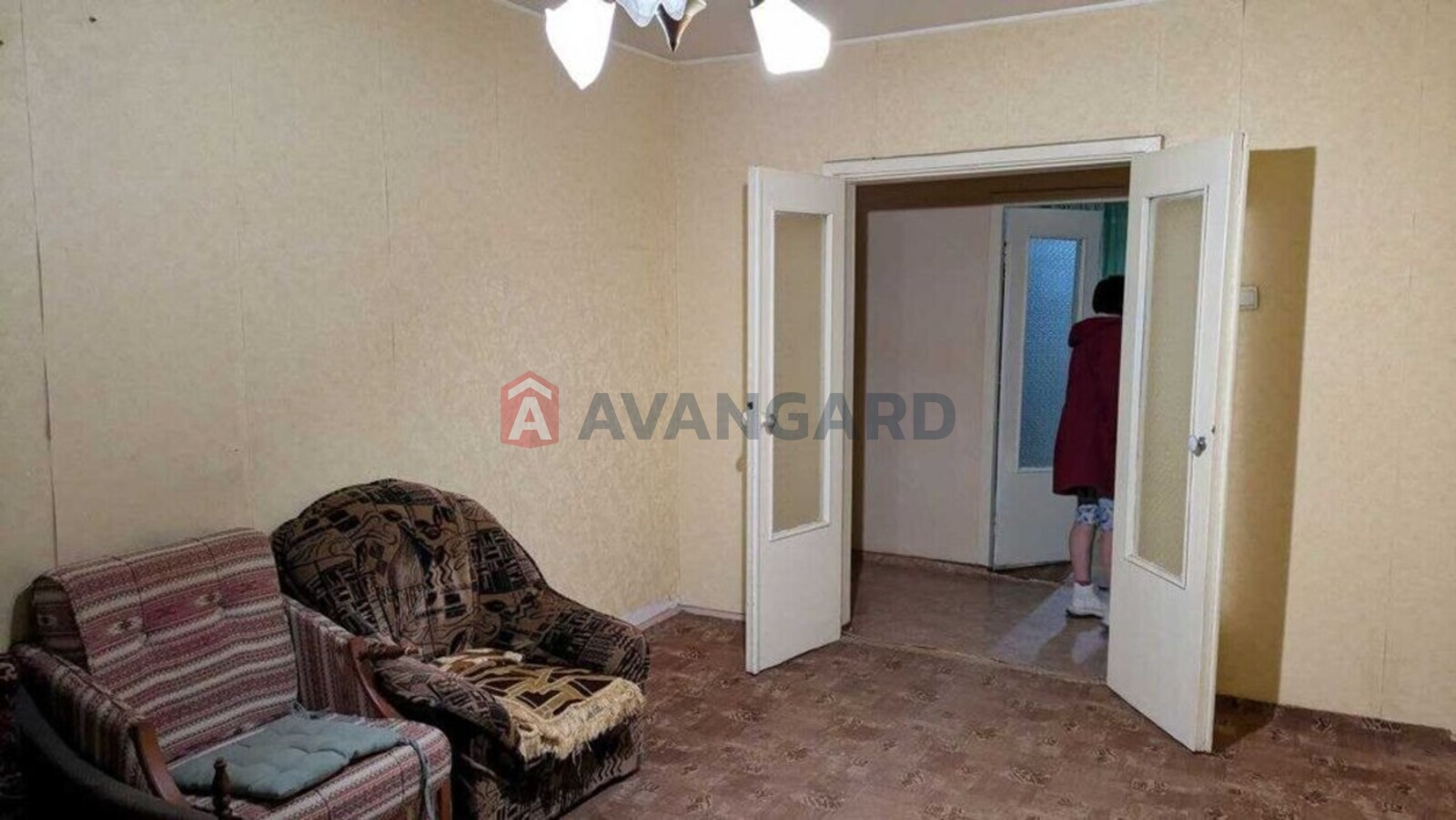 5 комн. квартира, 96/-/7 кв. м., 1/9 этаж фото 4 5 комн. квартира, 96/-/7 кв. м., 1/9 этаж фото 4