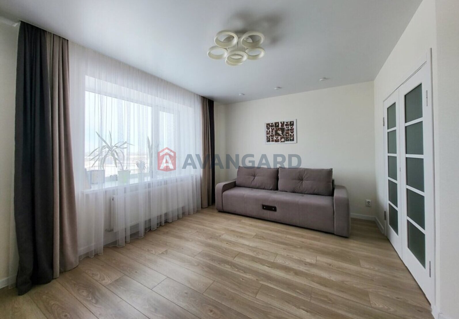 2 ����. ��������, 56/-/14 ��. �., 9/12 ���� ���� 9