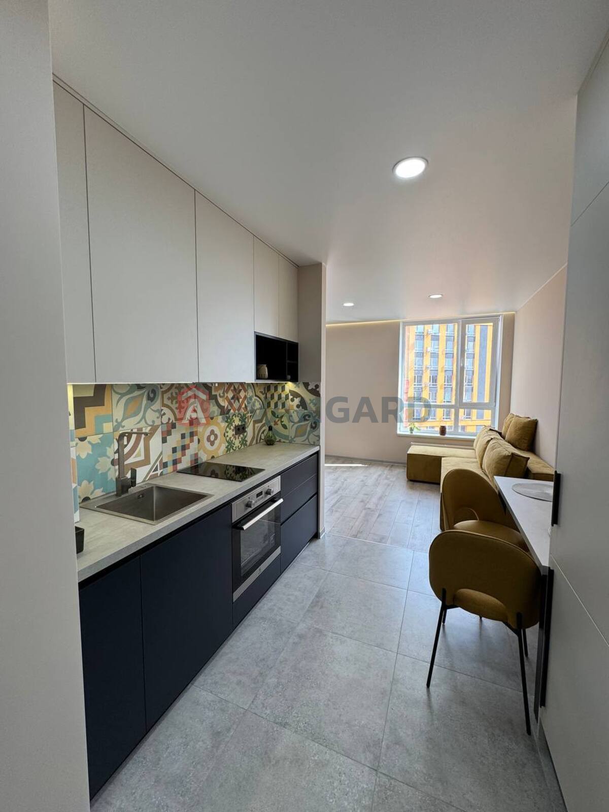 1 ��. ��������, 34/12/8 ��. �., 20/26 ������ ���� 2