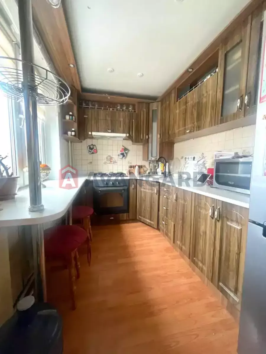 2 ����. ��������, 46/-/6 ��. �., 5/5 ���� ���� 2