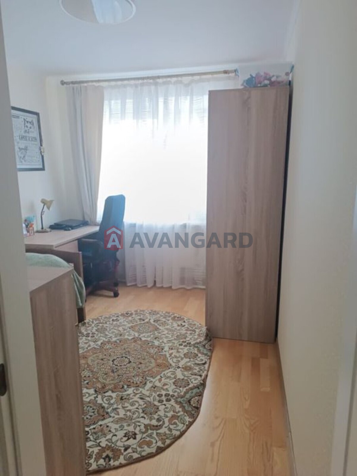 3 ��. ��������, 62/-/8 ��. �., 2/9 ������ ���� 10