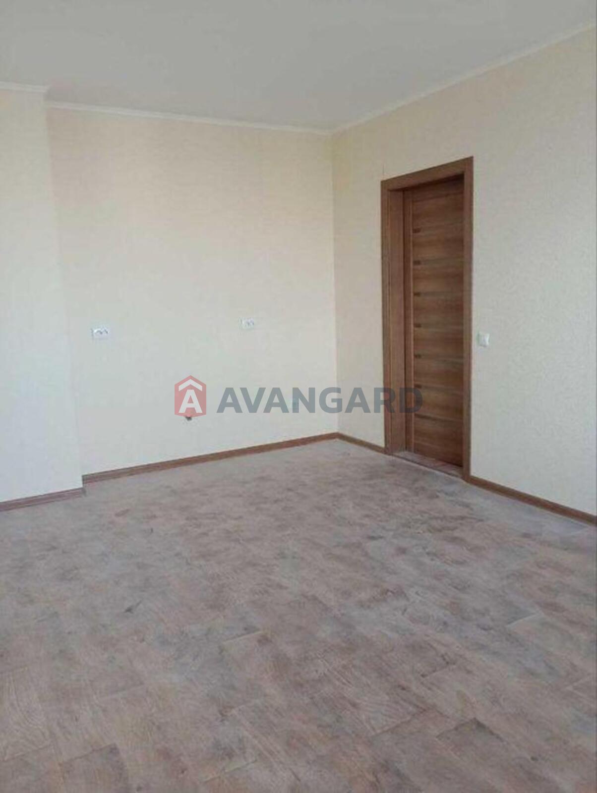 2 ��. ��������, 77/-/17 ��. �., 19/25 ������ ���� 8