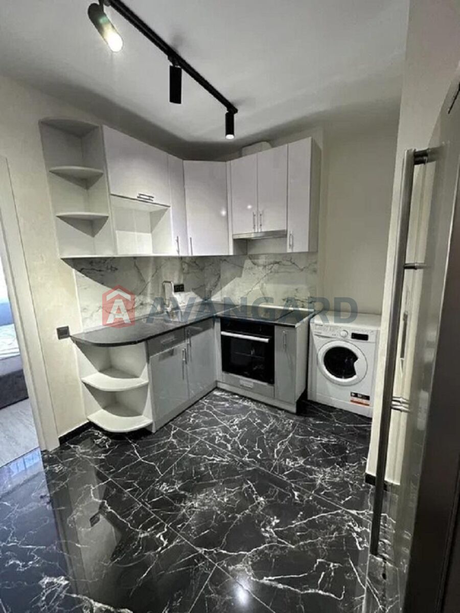 1 . , 43 / 11 / 18 . ., 18/20   6