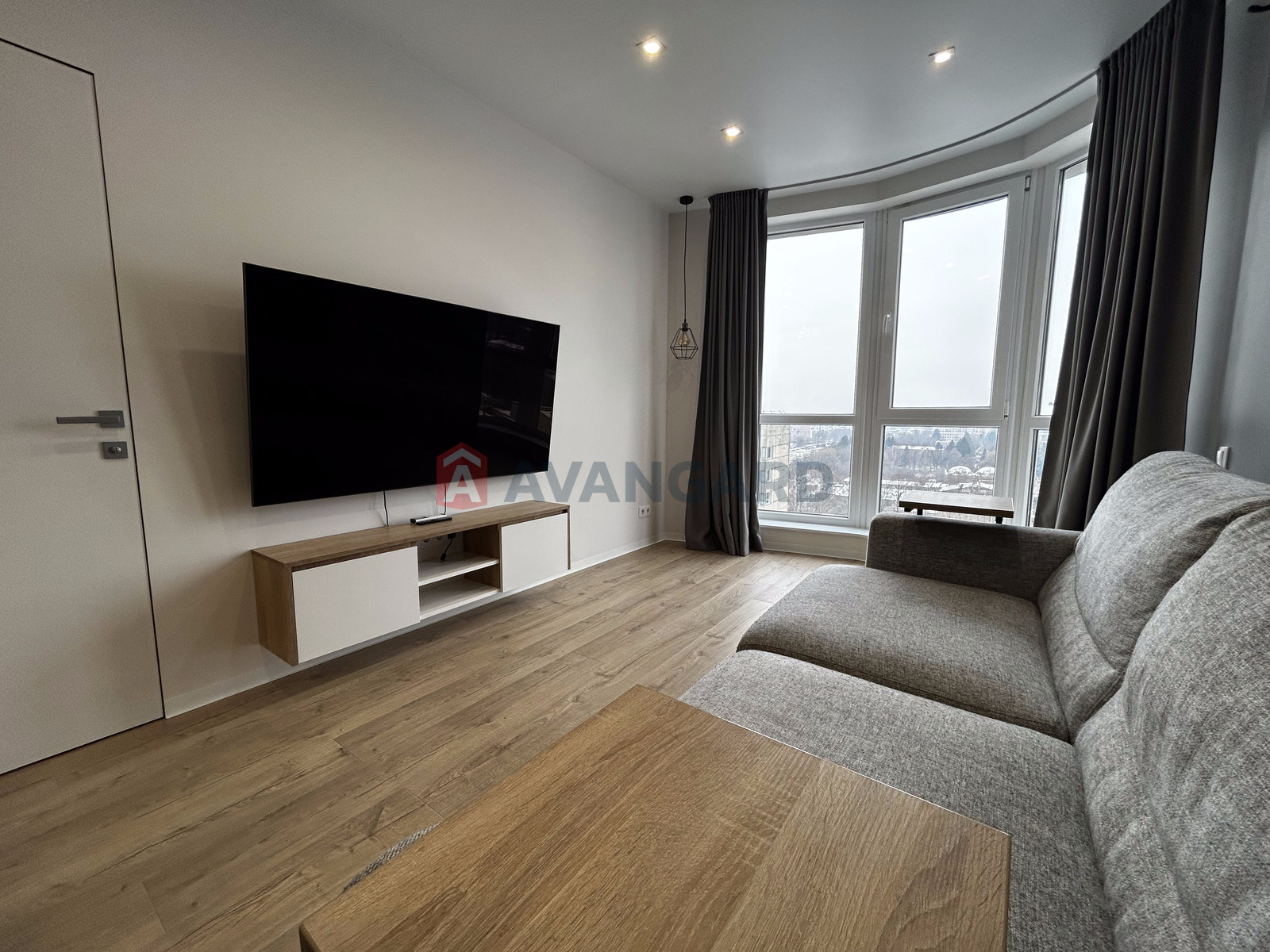 1 ����. ��������, 47/14/17 ��. �., 12/15 ���� ���� 5