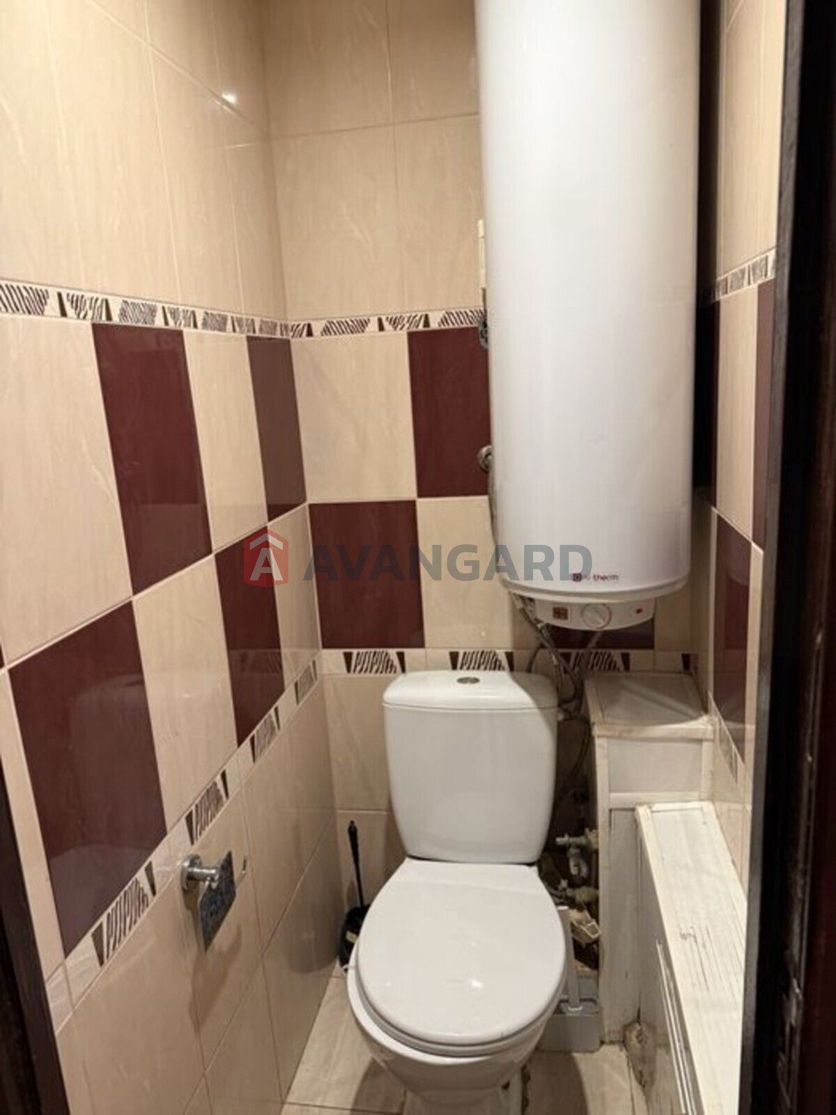 3 ��. ��������, 62/-/9 ��. �., 9/9 ������ ���� 8