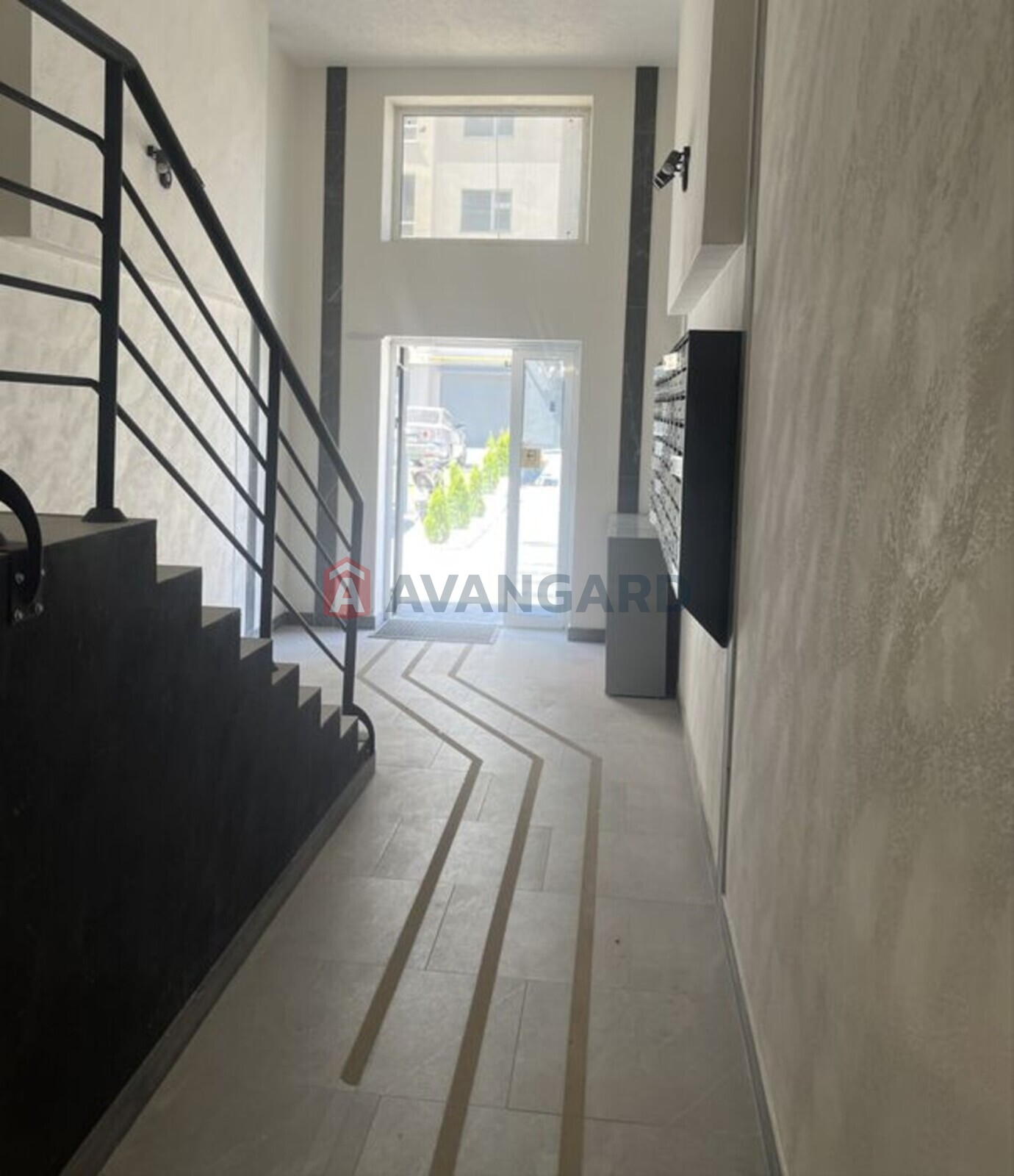 1 . , 43/-/9 . ., 8/10   3